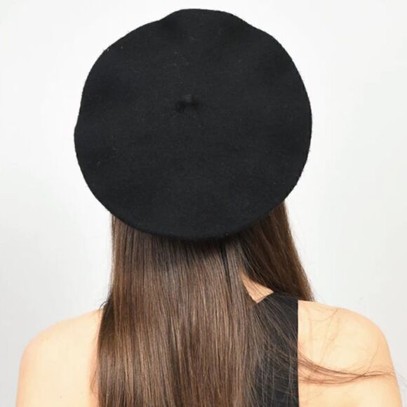 Lack of colour black wool beret - Picture 3 of 8